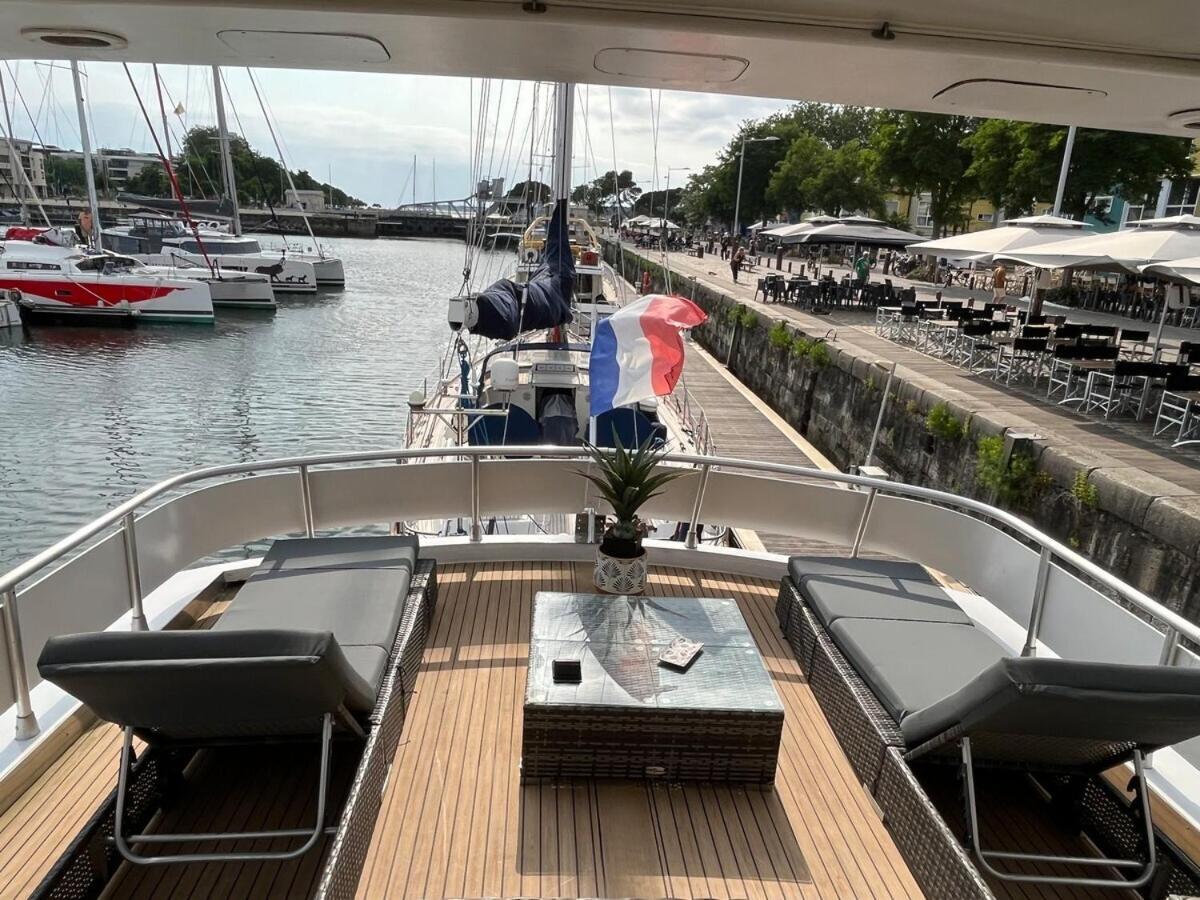 Yacht Aquamarina Vieux Port La Rochelle Hotel La Rochelle  Ngoại thất bức ảnh