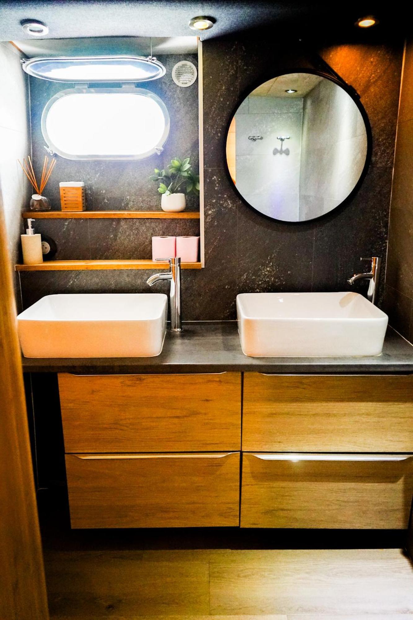 Yacht Aquamarina Vieux Port La Rochelle Hotel La Rochelle  Ngoại thất bức ảnh